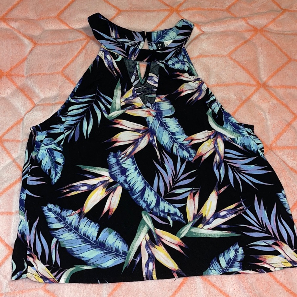 H&M (Divided) girls tank top with cut out in front